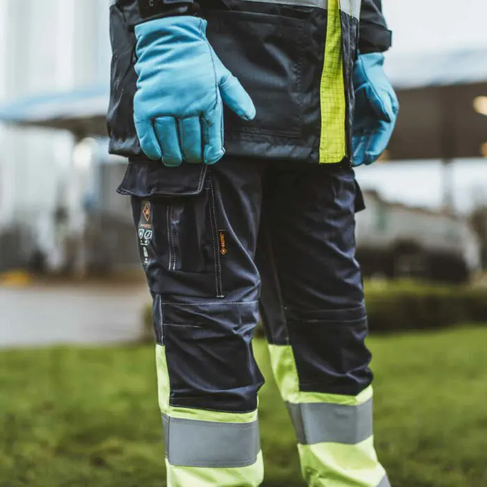 GL9823 Extreme Cold Protection Cryogenic Gloves 2
