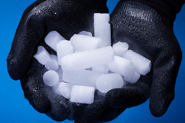 Safe Handling and Transport of Dry Ice