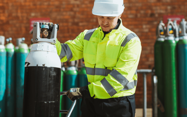 Maximise Safety: The Best FR AS ARC Hi-Vis Coverall for High-Risk Jobs